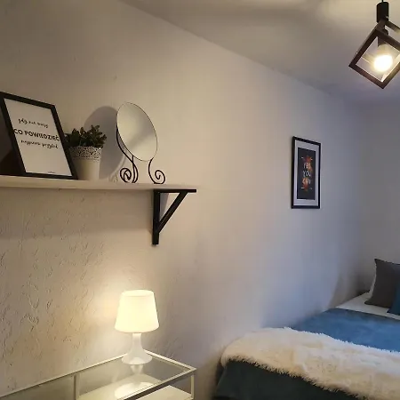 Pokoje W Domu Z Ogrodem - Armii Krajowej 1 Privatunterkunft