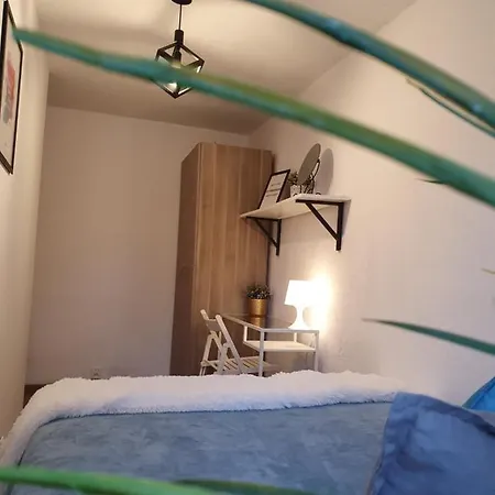 Pokoje W Domu Z Ogrodem - Armii Krajowej 1 Privatunterkunft